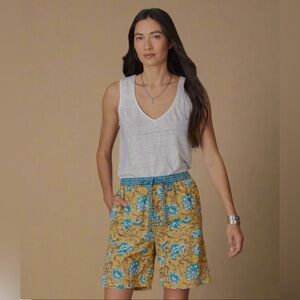 Sundance Yellow and Blue Floral Women Shorts